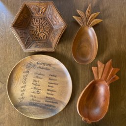 Set Of 3 Wooden Dishes/plates, One Made In Hawaii (Basement)