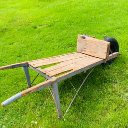 Vintage Wooden Wheelbarrow Cart (wood Broken In Parts) Yard