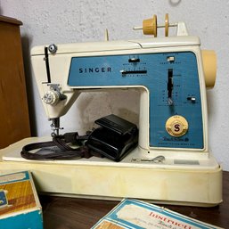 Vintage SINGER Touch & Sew 638