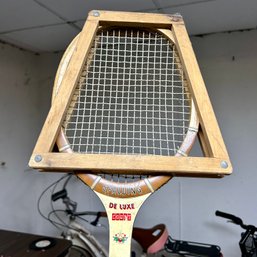 Vintage SPALDING De Luxe Court Tennis Racquet (BSMT)