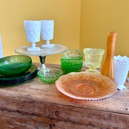 Mixed Lot Of Colorful Vintage Glass And Milk Glass (DR)