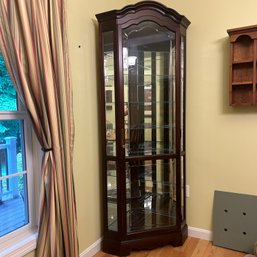 Lovely Mahogany Corner Curio Cabinet (DR)