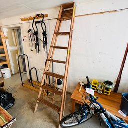 8' Wooden Step Ladder (Garage)