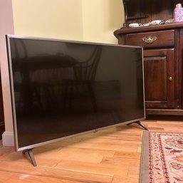 LG Flat Screen TV With Remote (DR)