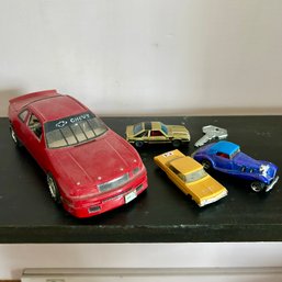Vintage Model Car Lot! Racing Chevy, Matchbox Impala Taxi, Hot Wheels, KIDCO Mustang LockUps (with Lock) (b1)