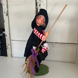 Annalee '92 Flying Witch Figure With Broom, See Description (KB)