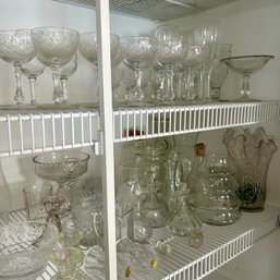Huge Vintage Glassware Lot (DR)