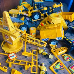 Large Lot Of Yellow Plastic Toy Construction Trucks, Men & Signs (Pod)