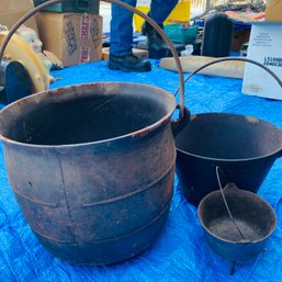 3 Vintage Cast Iron Pots With Handles (Pod)