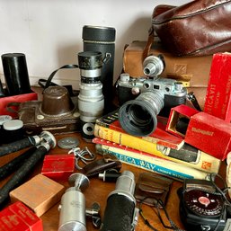 WOW! Vintage LEICA DRP Ernst Leitz Wetzlar Camera W LOADS Of Accessories, Lenses, Filters, Bags, Etc (b1)