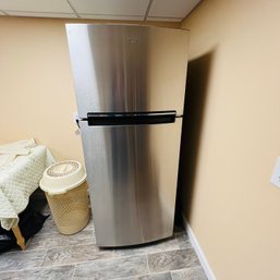 Whirlpool 28-inch Wide Refrigerator / Freezer (basement)