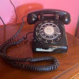 Ring Ring! Vintage Black Western Electric Rotary Phone (MB)
