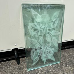 Four Panels Of Thick Glass With Frosted Florals (Garage)