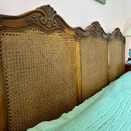 Gorgeous Walnut & Caned Vintage Headboard, Full Size (Br1)