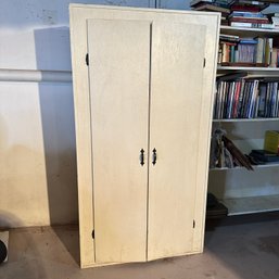 Wooden Painted Storage Cabinet (BSMT)