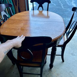 Oval Dining Table With Extension Leaves And Six Chairs (GarageMB2)