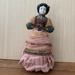 Vintage Avon American Heirloom Doll (OA)