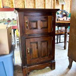 Vintage Yield House Liquor Cabinet (GarageMB6)