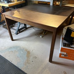 Vintage Table 39' X 43' - As-Is (BSMT)