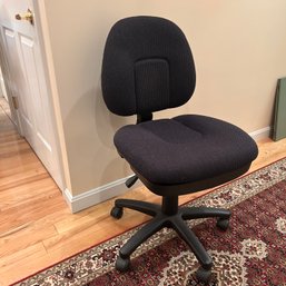 Rolling Desk Chair (entry)