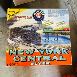 Lionel New York Central Flyer Train Set (Garage)