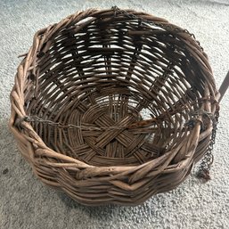 Large Vintage Hanging Basket (BR)