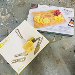 New Wood Cassette Cutting Board & Stainless Steel Cheese Tool Set (*62371*) - (Garage)