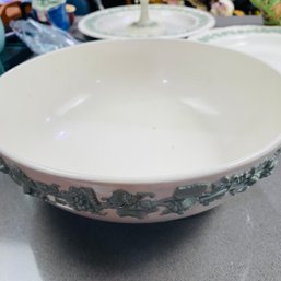 Wedgwood Embossed Queen's Ware Bowl With Pretty Green Flowers (Kitchen)