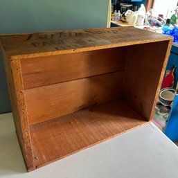 Vintage Larkin Soap Co. Crate (LR)