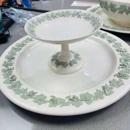 Pretty Set Of Wedgwood Embossed Queen's Ware Pedestal Dish & Platter (Kitchen)