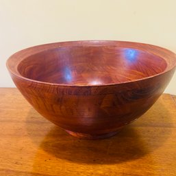 Nice Solid Wood Serving Bowl (kitchen)