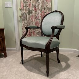 Vintage Victorian Style Arm Chair (BR)