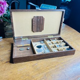 Vintage Cuff Links, Clips, Tokens And Other Odds End Ends In Box (KM2)
