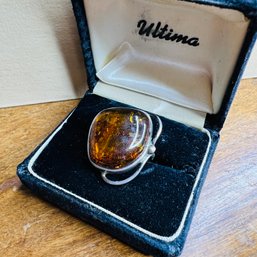 Sterling Silver Ring With Amber Stone (KM3)