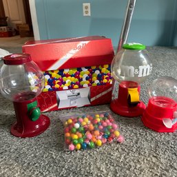 Three Plastic Gumball Machines (BR)