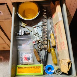 Drawer Lot No. 9 - Assorted Tools And Hardware (Zone 3)