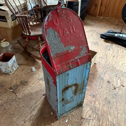 Large Vintage Red Painted Mailbox (Barn UP)