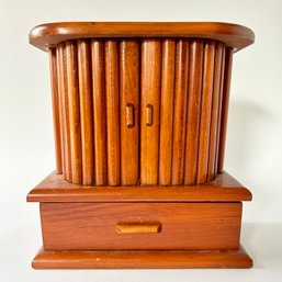 Vintage Wood Threadbox With Pocket Doors And Vintage Thread Spools (CN)