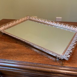 Lovely Vintage Vanity Tray (BR)