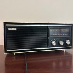 Vintage Radio (UpBed)
