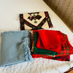 Table Cloths, Napkins And Quilted Runner (Bedroom 3)