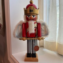 Vintage Steinbach Nutcracker King With Cape And Septor (Master Bedroom)