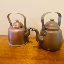 Pair Of Small Vintage Copper Teapots From Finland (Kitchen)