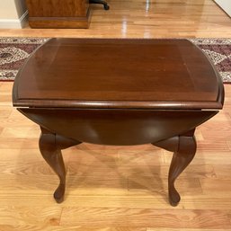 Small Drop Leaf End Table With Drawer (LR)