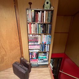 Book Lot: Railroad, History And Other Titles With Vintage Briefcases (attic)
