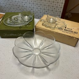 Pair Of Vintage Hospitality Snack Sets In Box, Glass & Plate, Plus Glass Flower Platter (Kitchen)