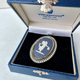 WEDGWOOD Sterling Silver Brooch