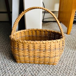 Handmade Woven Basket (dining Room)