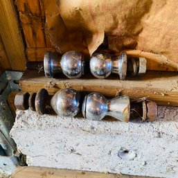Set Of 2' Trailer Hitch Balls (Barn Downstairs)