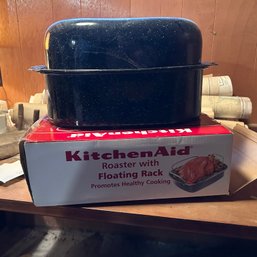 Two Roasting Pans Roasting Dishes KitchenAid Turkey Roasting Pan (Basement)